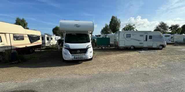 Camping Car Park Aire in Beauvoir